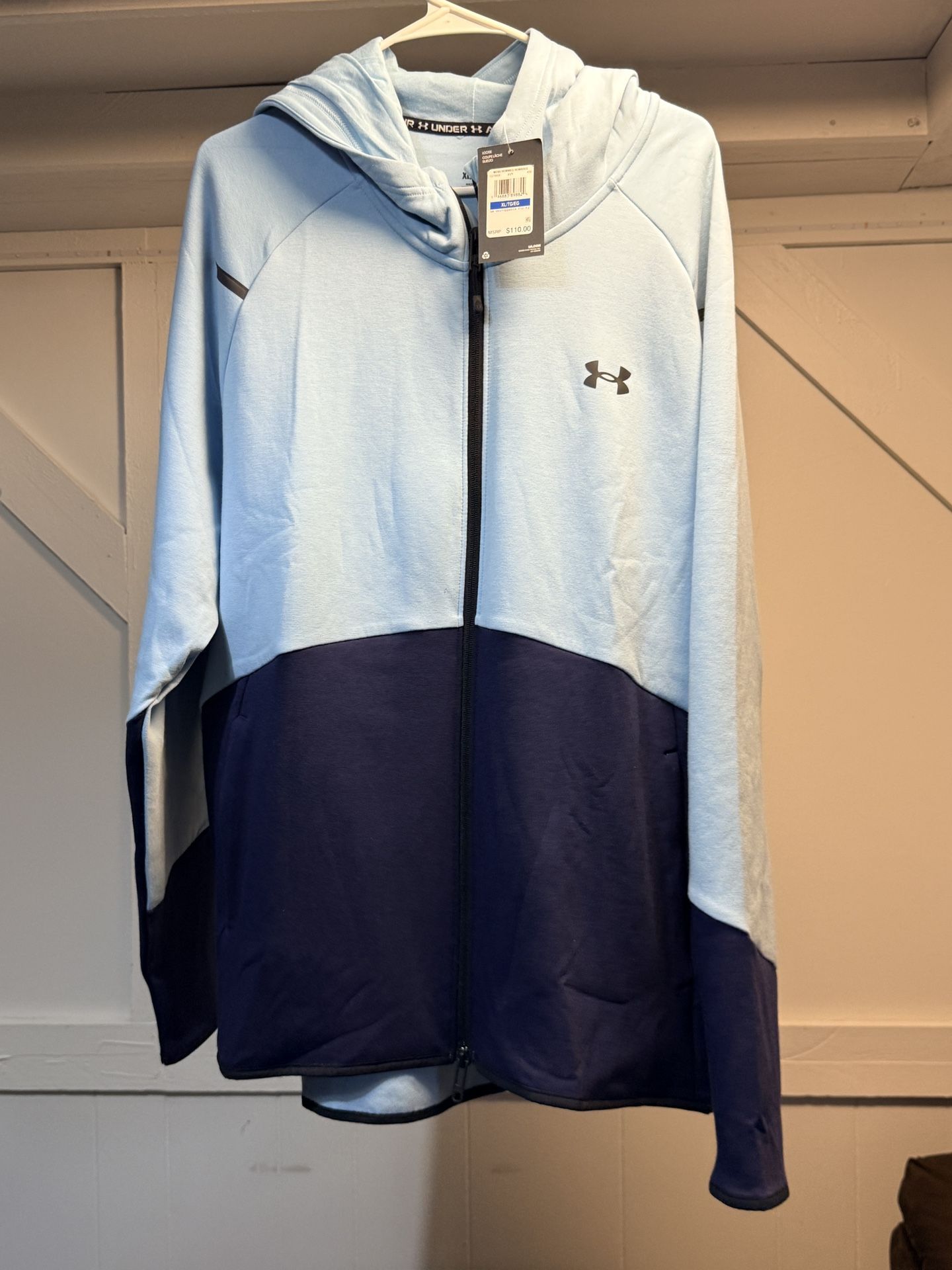 Under Armour Men’s XL Hoody New