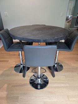 Pub table and four stools