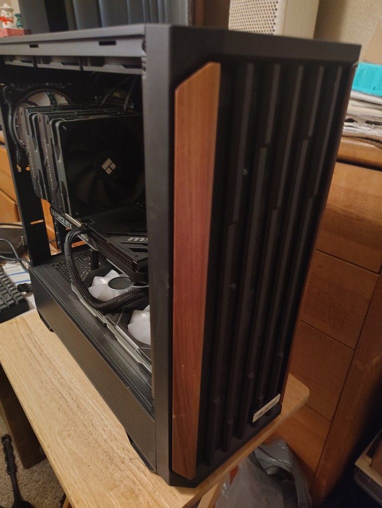 Gaming Computer - RYZEN 9 9900x AMD MSI GSKILL NVIDIA 4070 SUPER