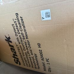 Brand New Sealed Shark Upright Vacuum AZ4002 Never Opened 