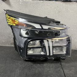 2021-2022-2023 HYUNDAI SANTA FE RIGHT REFLECTOR HEADLIGHT OEM USED #9399