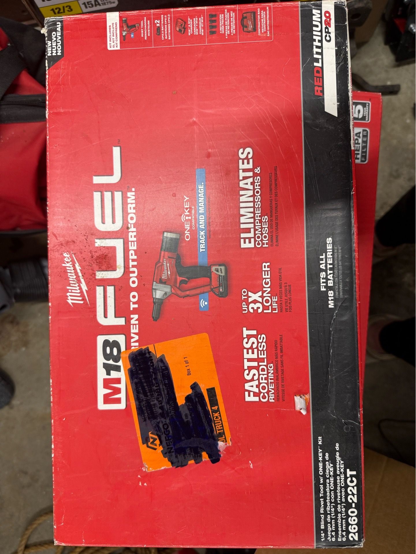 Milwaukee M18 Fuel One Key 18v cordless 1/4 Blind Rivet Tool- BRAND New
