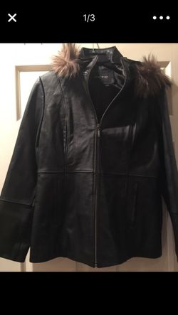 Nine West leather ladies jacket. Size large