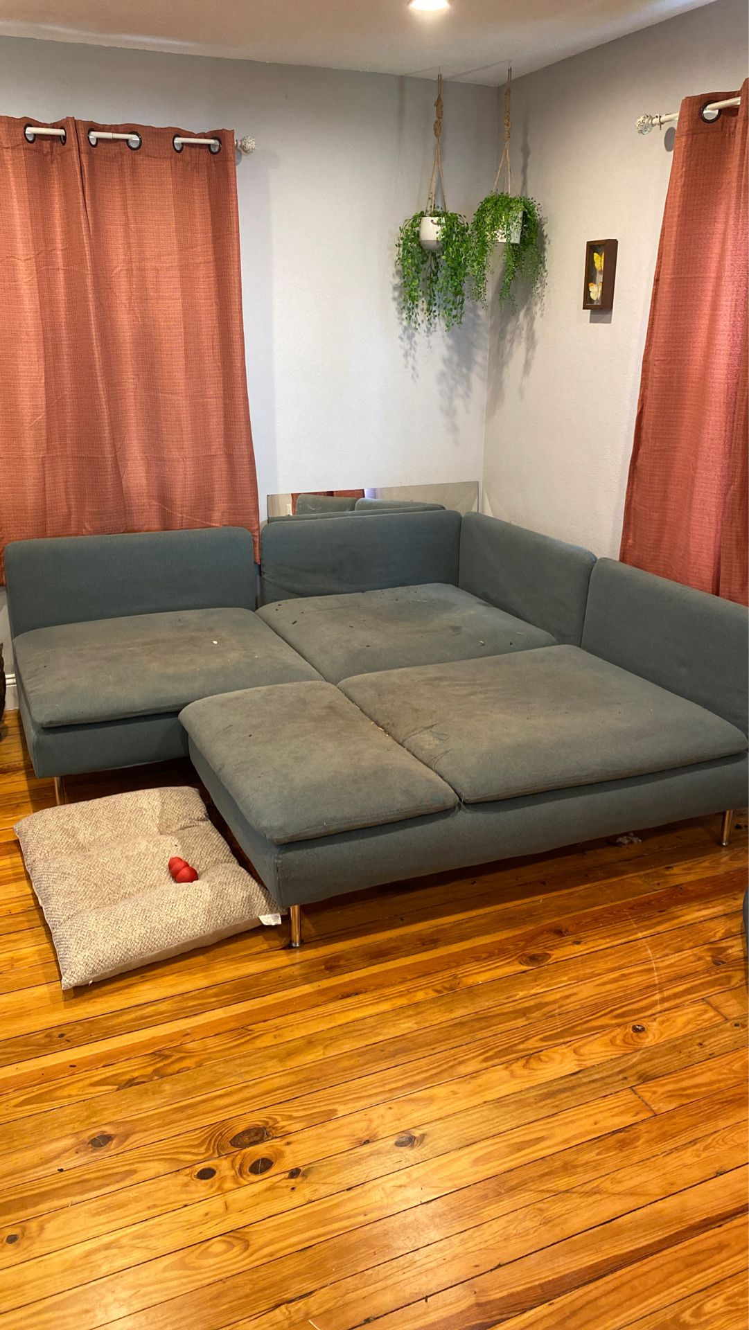 FREE COUCH (refinishing project)