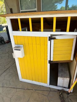 Playhouse/ chicken coop