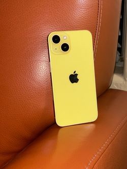In great working and physical condition!! ____ 128 GB  i P h o n e 14