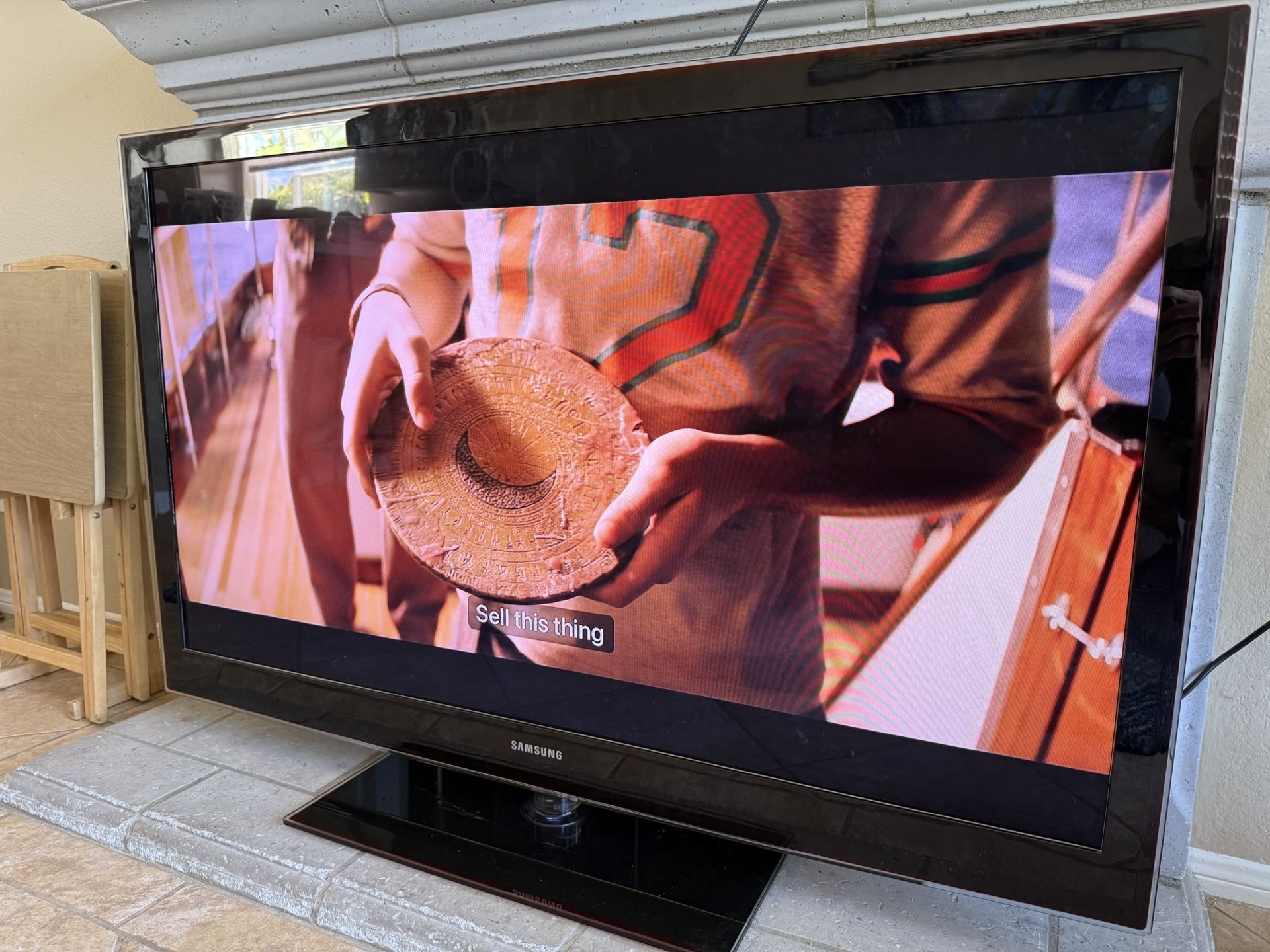 Samsung UN55B6000 LED TV Ultra-thin 55" 1080p LCD HDTV with 120Hz anti-blur technology and LED backlighting