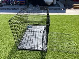 2XL dog crate with two doors and a divider