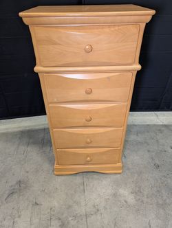 Natural Wood Finish 5-Drawer Tall Chest