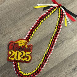 2025 Graduation Lei