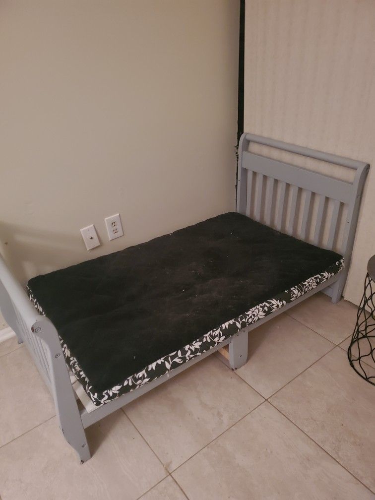 Dog Bed With Draw Under Bed