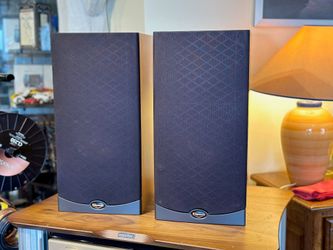 Klipsch RB-35 pair - LIKE NEW