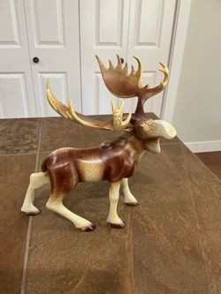 Wood Moose Figurine/Statue