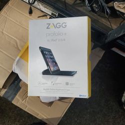 Zagg Case For Ipad 2/3/4