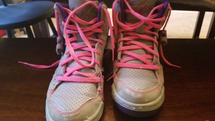 Girls Jordan Flights Size 4
