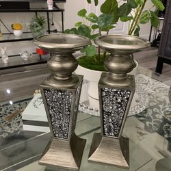 Pretty Candle Holder Set Of 2 