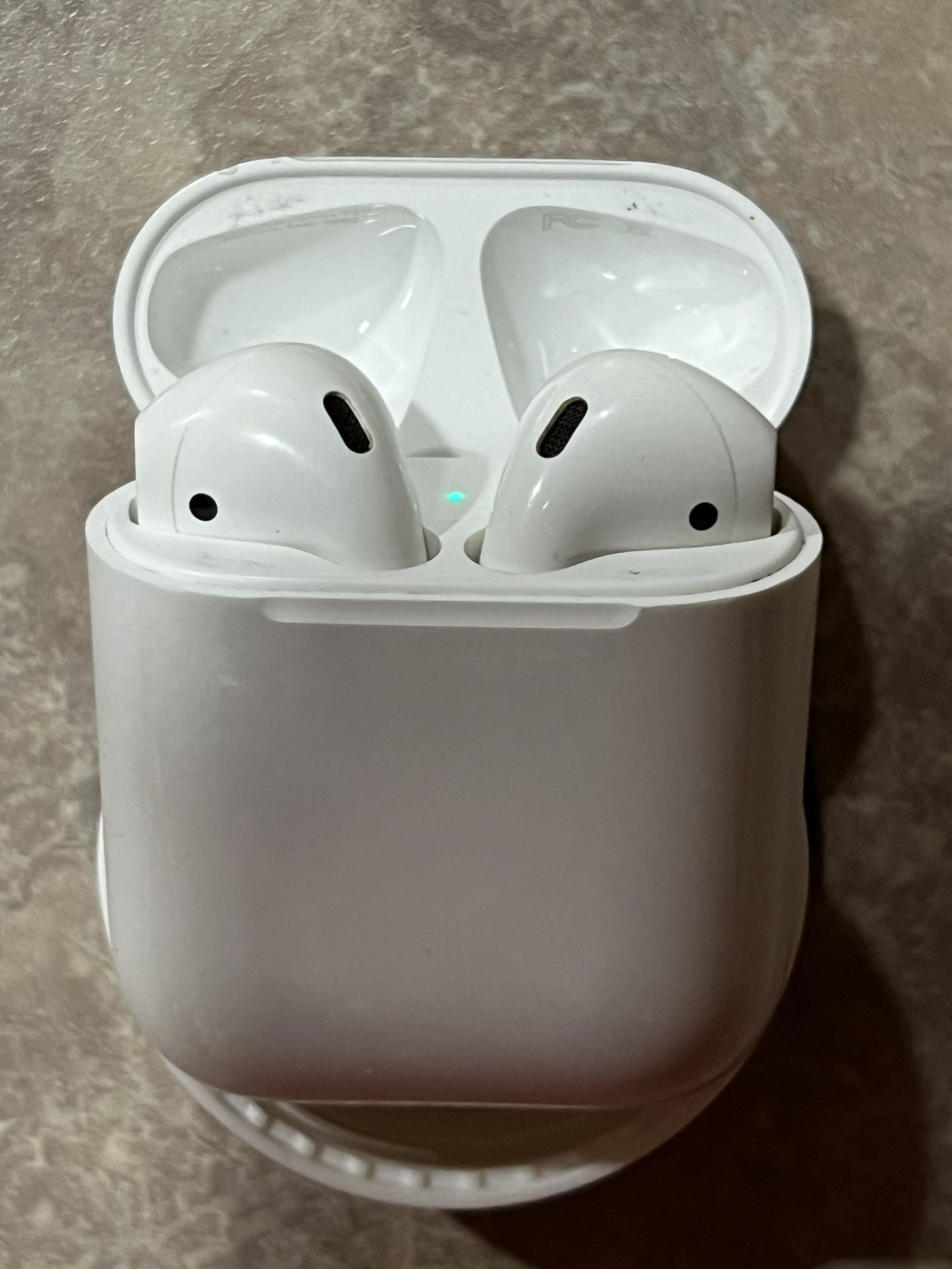 AirPods Gen 1