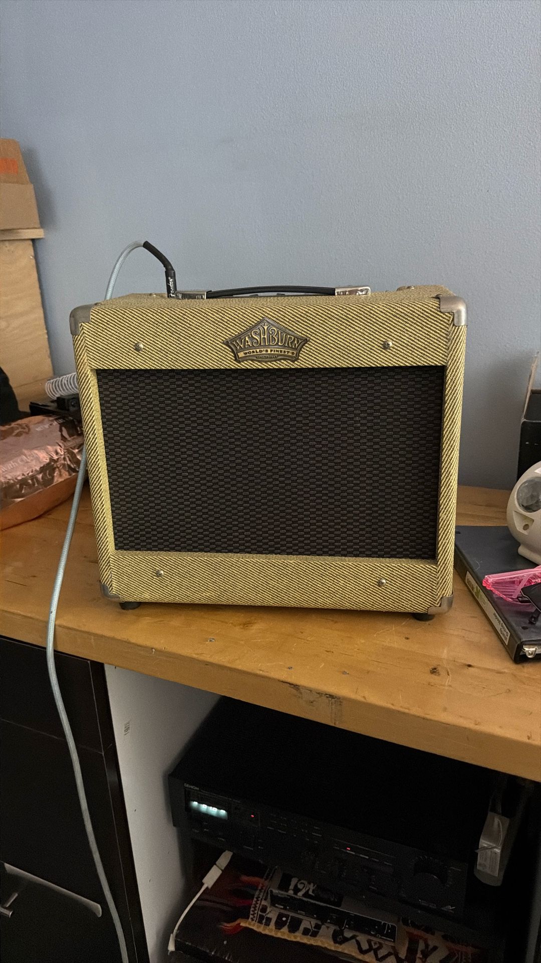 Washburn 90s Guitar Amp