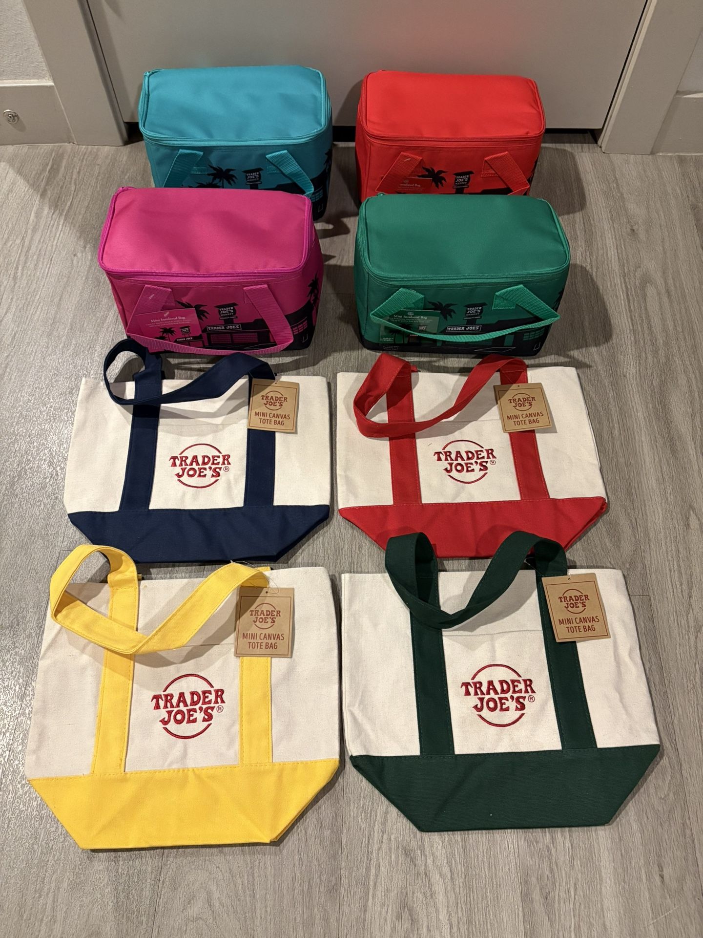 Canvas & Insulated Lunchbox Bags- $120 (Plantation)