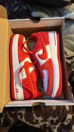 Nike Air Force 1 valentines edition