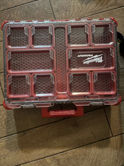Milwaukee pack out organizer