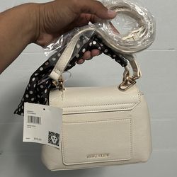 Small hand bag
