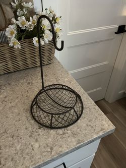 Banana/lantern Holder $8