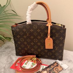 Purse 👜 Crossbody 💟