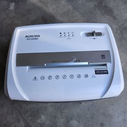 AU1285MD Compact Desktop-Style High Security 12-Sheet Micro-Cut Paper and Cd/Cre