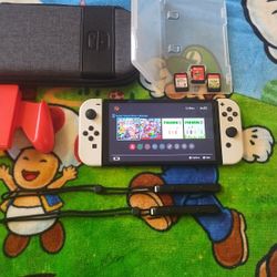 Nintendo Switch OLED Bundle 