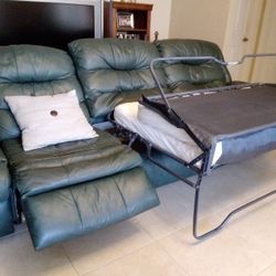 Sectional Living Room Set.part 2 .strong leather  In  Sitting  Area.