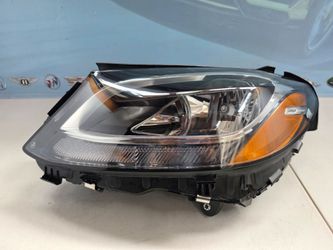 2015-2020 MERCEDES C-CLASS SEDAN LEFT HALOGEN HEADLIGHT