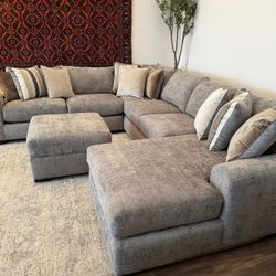 Brand New Big Sectional Liquidation - Delivery Available