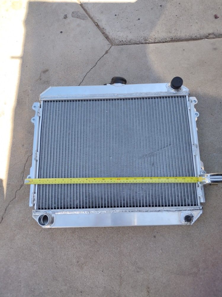 New All Aluminum Radiator No Offers No Trade 75th Ave Indian School Serious Buyers Only Please