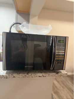 Emerson Microwave + Spatter Cover