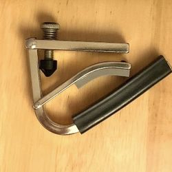 Vintage Shubb Capo