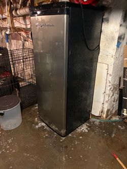 Frigidaire Upright Freezer