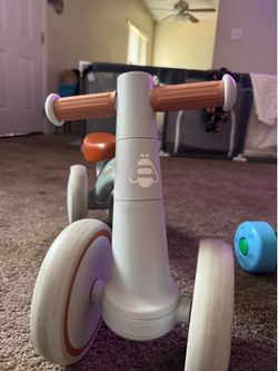 Baby balance bike