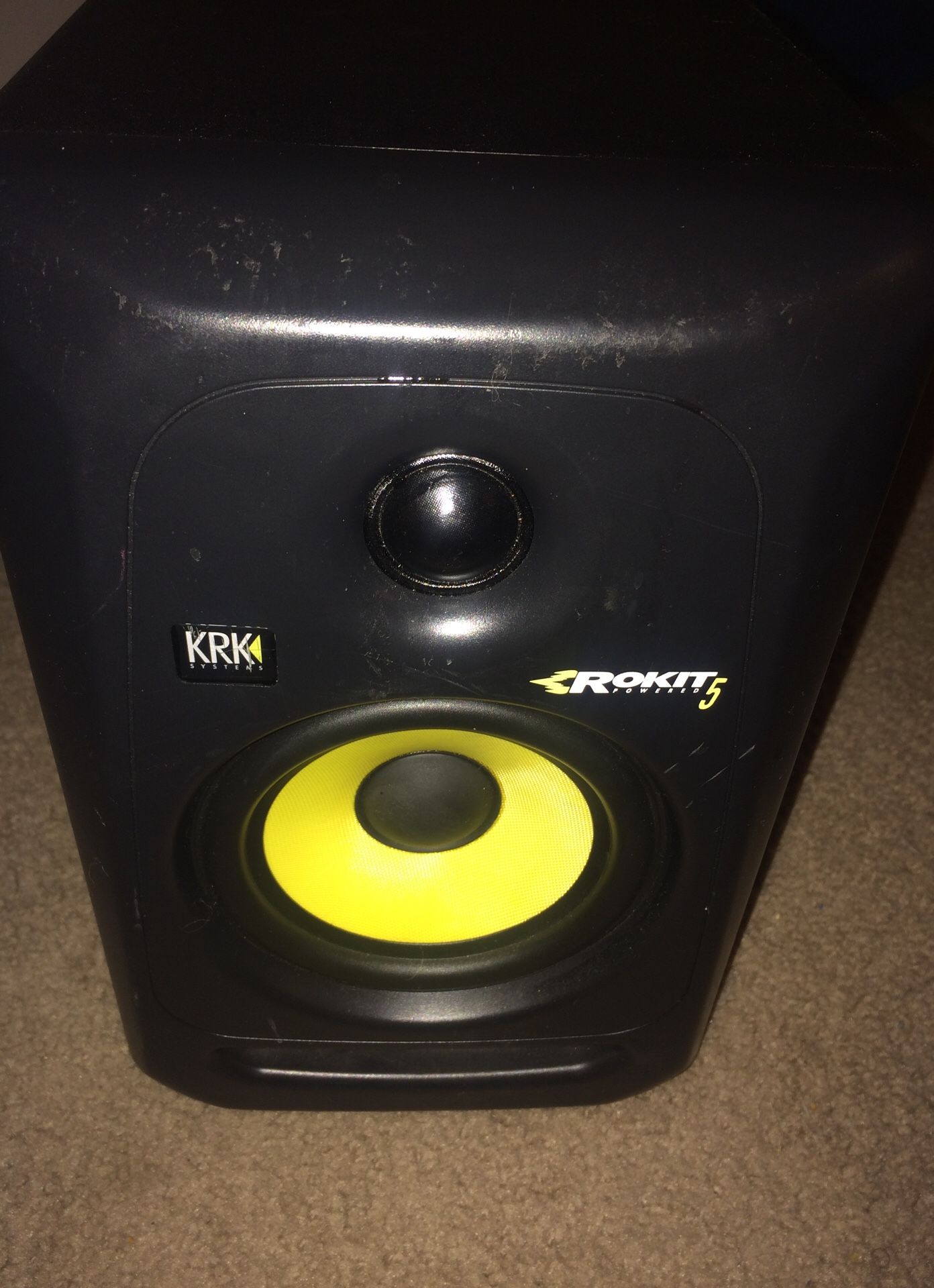 KRK RP5G3 ROKIT 5 G3 5" 2-Way Powered Studio Monitor