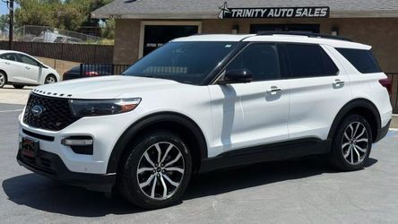 2020 Ford Explorer