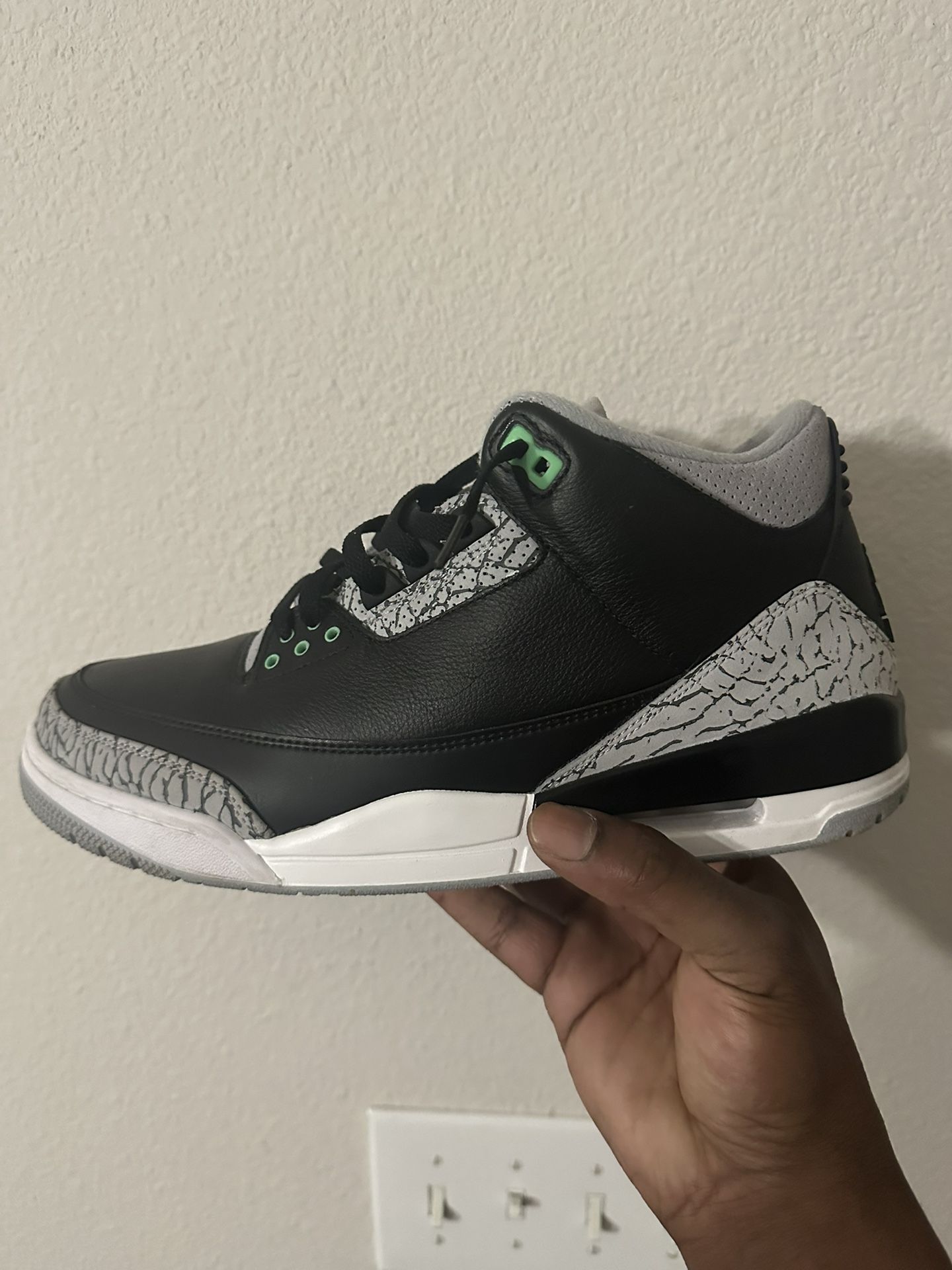 Green Glow Jordan 3