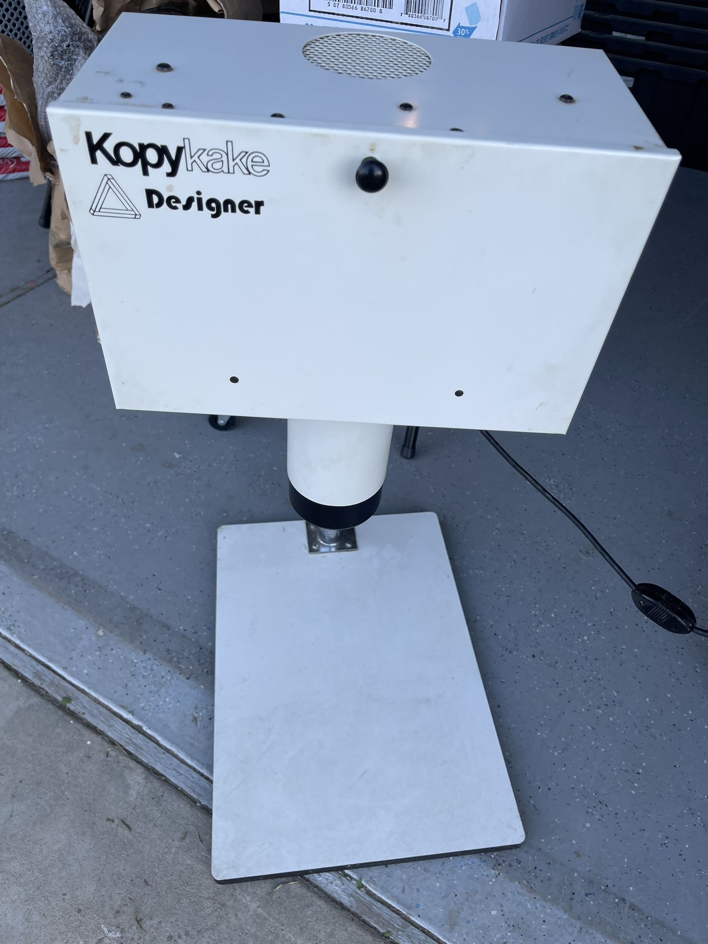 Kopykake K1000 Projector AND Kroma Jet Airbrush - Art, Cake Decorating, Professional
