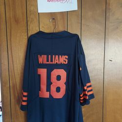 Surprise Sticker With 2x Bears Williams Jersey