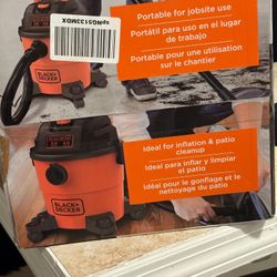BLACK+DECKER Aspiradora para tienda húmeda y seca, aspiradora portátil 3 en 1 de 4 galones con accesorios, taller, garaje, aspiradora para el hogar y 