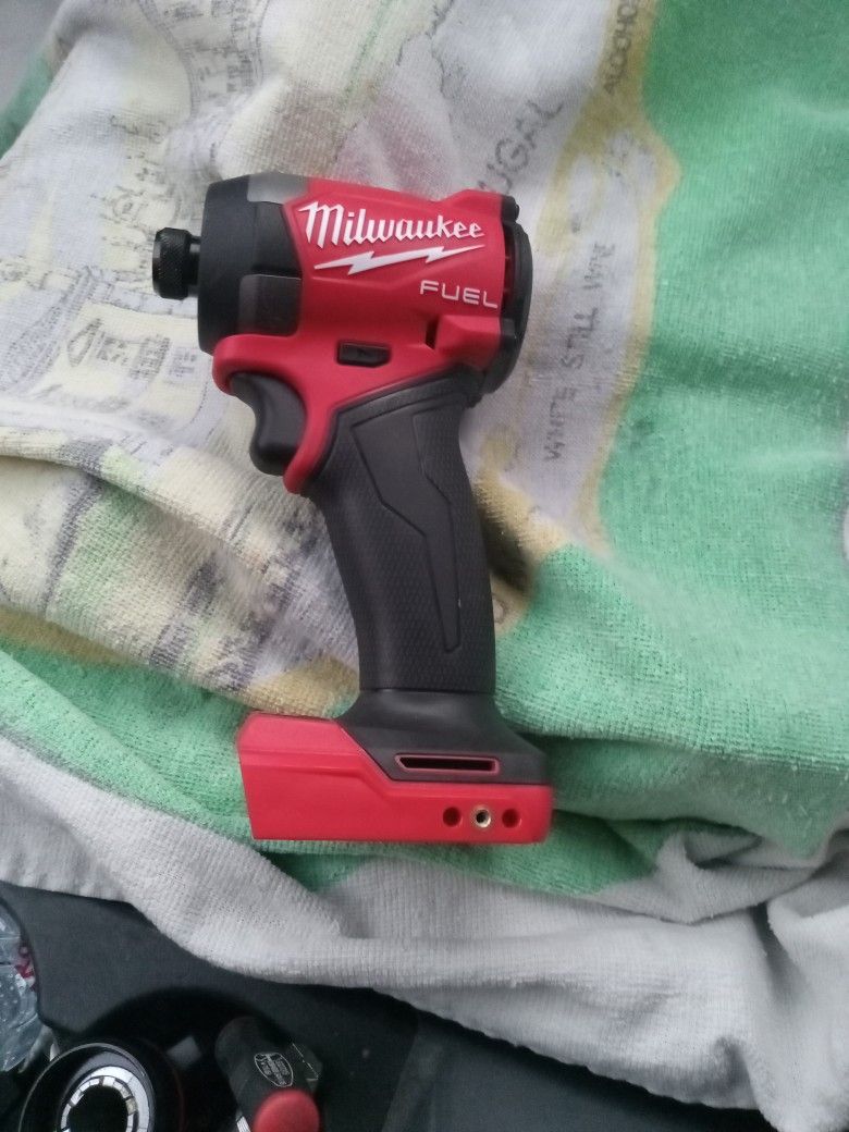 New M18 1/4 Hex Impact 4th Generation Tool Only