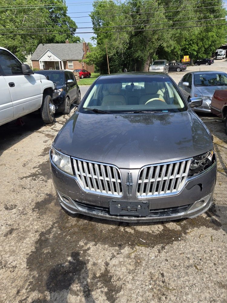2012 Lincoln MKZ