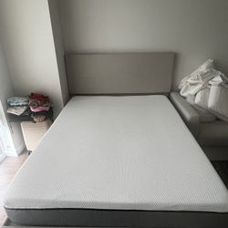 Queen Bed W/ Storage