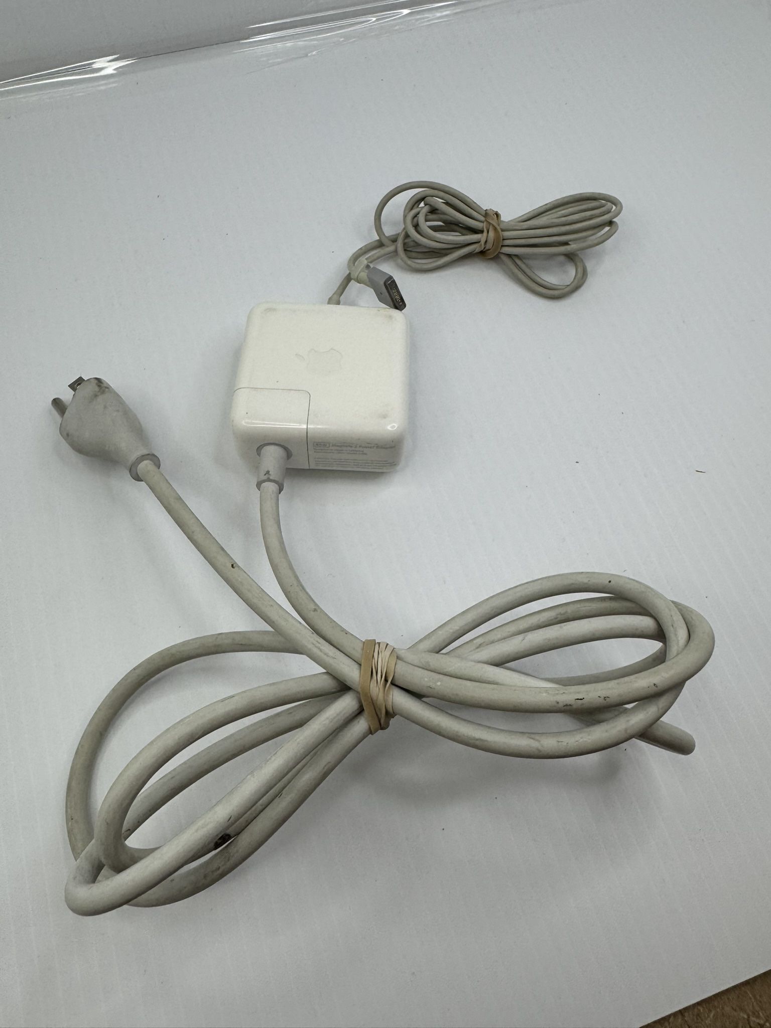 OEM Genuine Apple MagSafe 2 45W 14.85V 3.05A Power Adapter for MacBook Air A1436