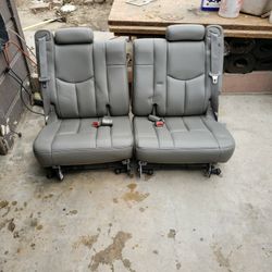 Asientos Traseros De Yukon Denali 2003