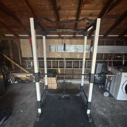 Weight Rack/Squat Rack/Lat Pull Down 